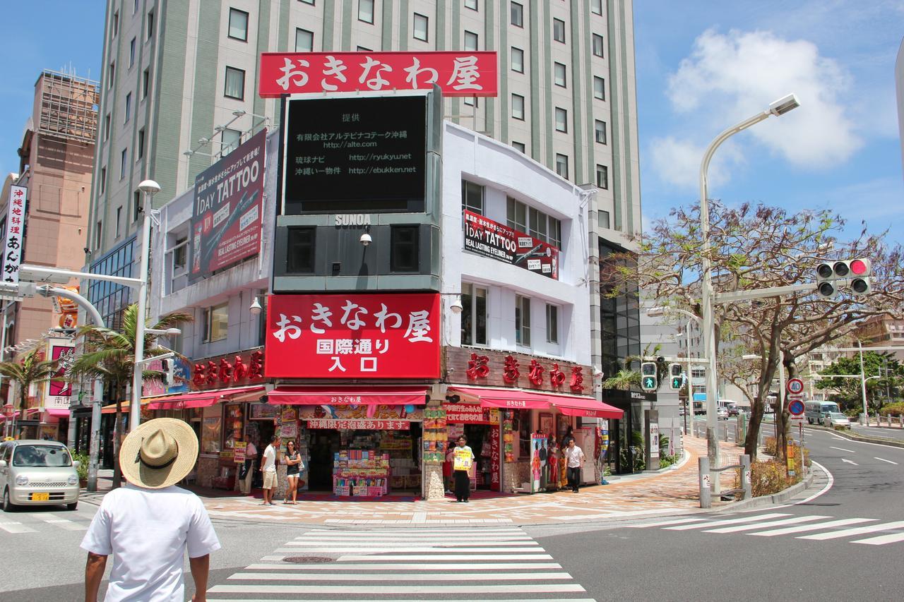 Отель Okinawa Kariyushi Lch. Premium Наха Экстерьер фото